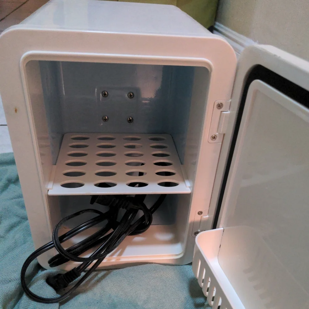 Sephora Makeup Fridge - Picture 2 of 4